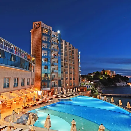 Charisma De Luxe Hotel-3